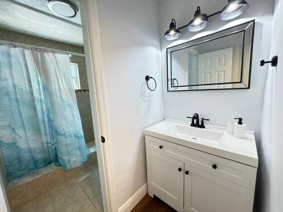 Seaside Cove Apartment ฟอร์ตเพียร์ซ ภายนอก รูปภาพ